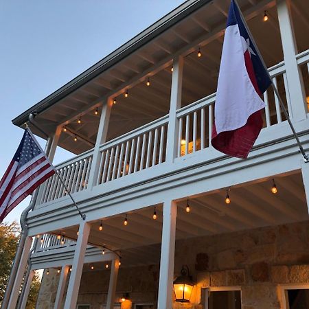 Gruene River Hotel & Retreat นิวบราวน์เฟลส์ ภายนอก รูปภาพ