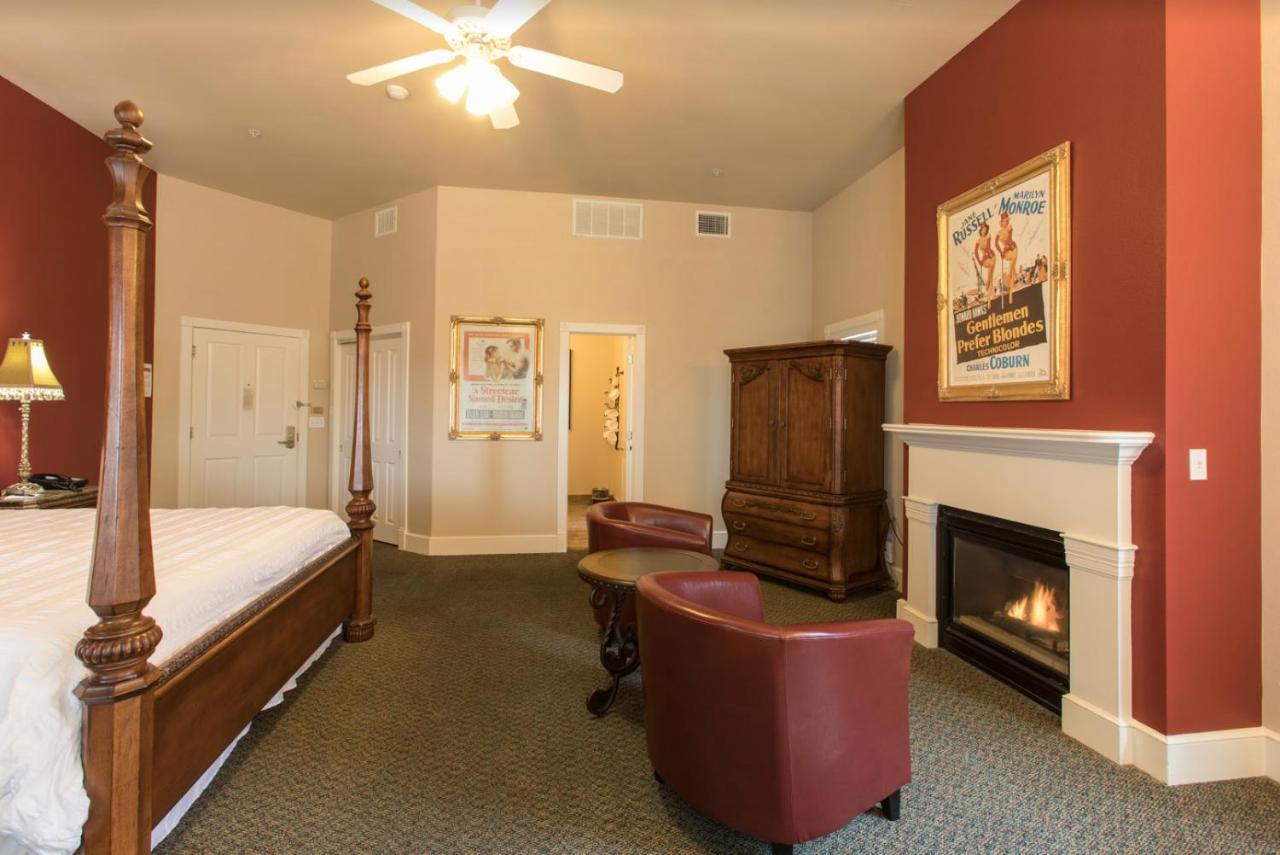 Gruene River Hotel & Retreat นิวบราวน์เฟลส์ ภายนอก รูปภาพ