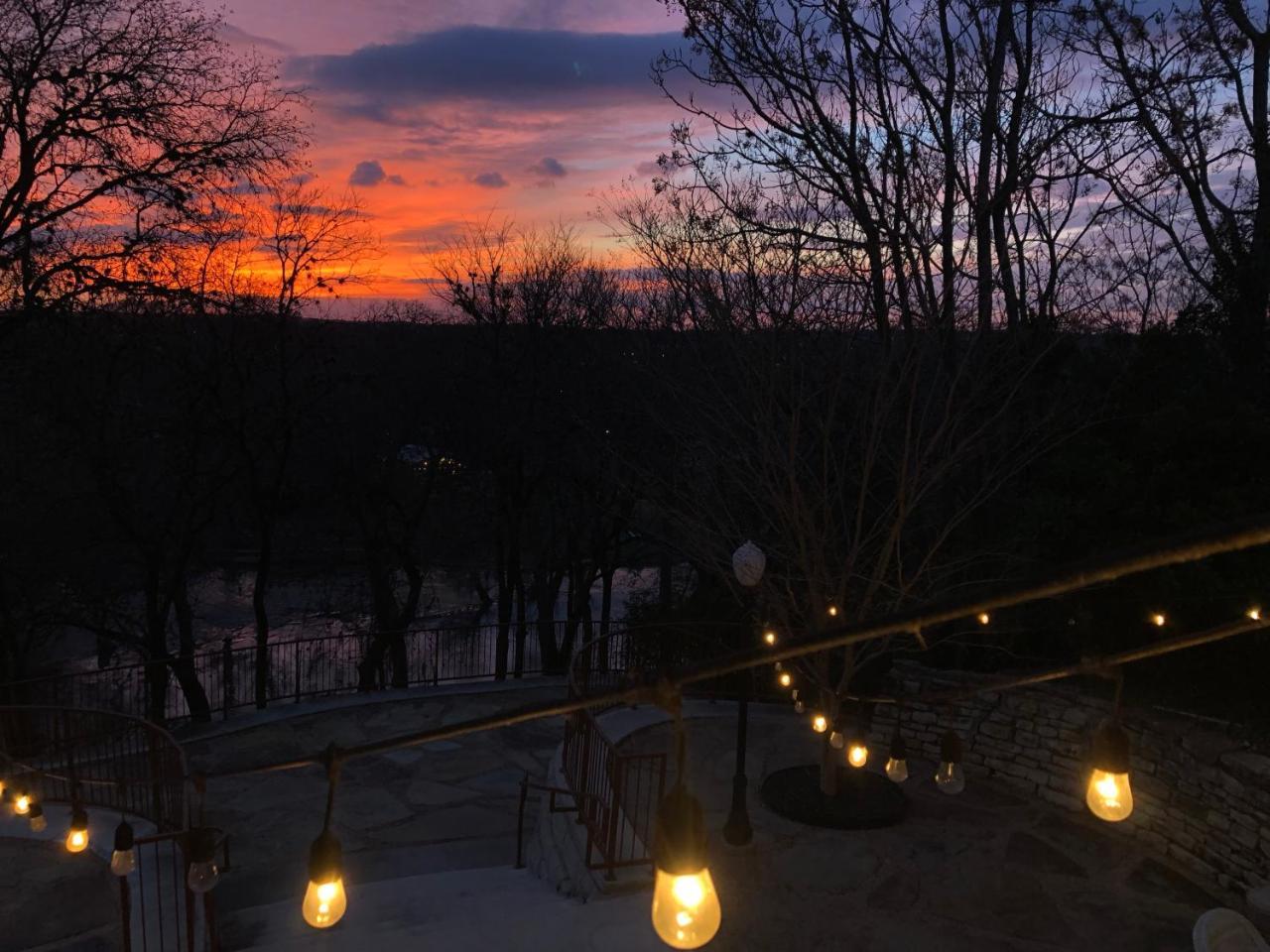 Gruene River Hotel & Retreat นิวบราวน์เฟลส์ ภายนอก รูปภาพ